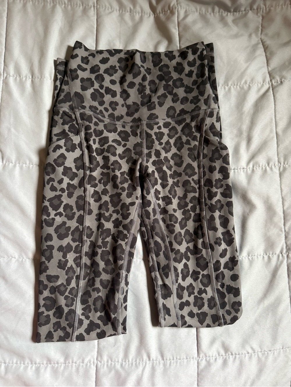 lululemon athletica High-Rise Leopard Print Gray Leggings